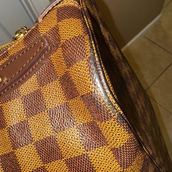 Louis Vuitton Cabas Rivington tote. With COA from entrupy. - Picture 9 of 16